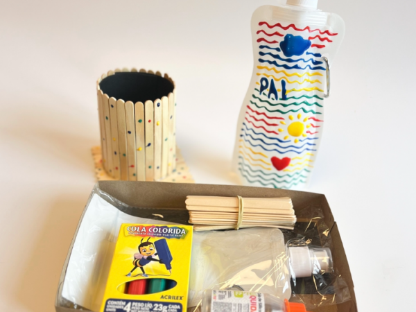 Qual o papel do kit dia dos pais​ na construção de laços afetivos na primeira infância?