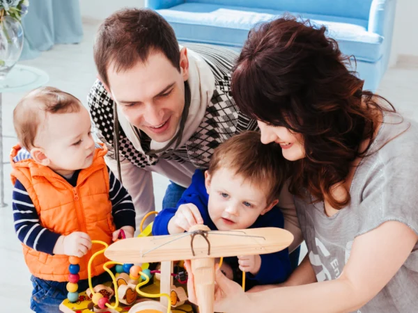 Como estimular a criatividade infantil brincando